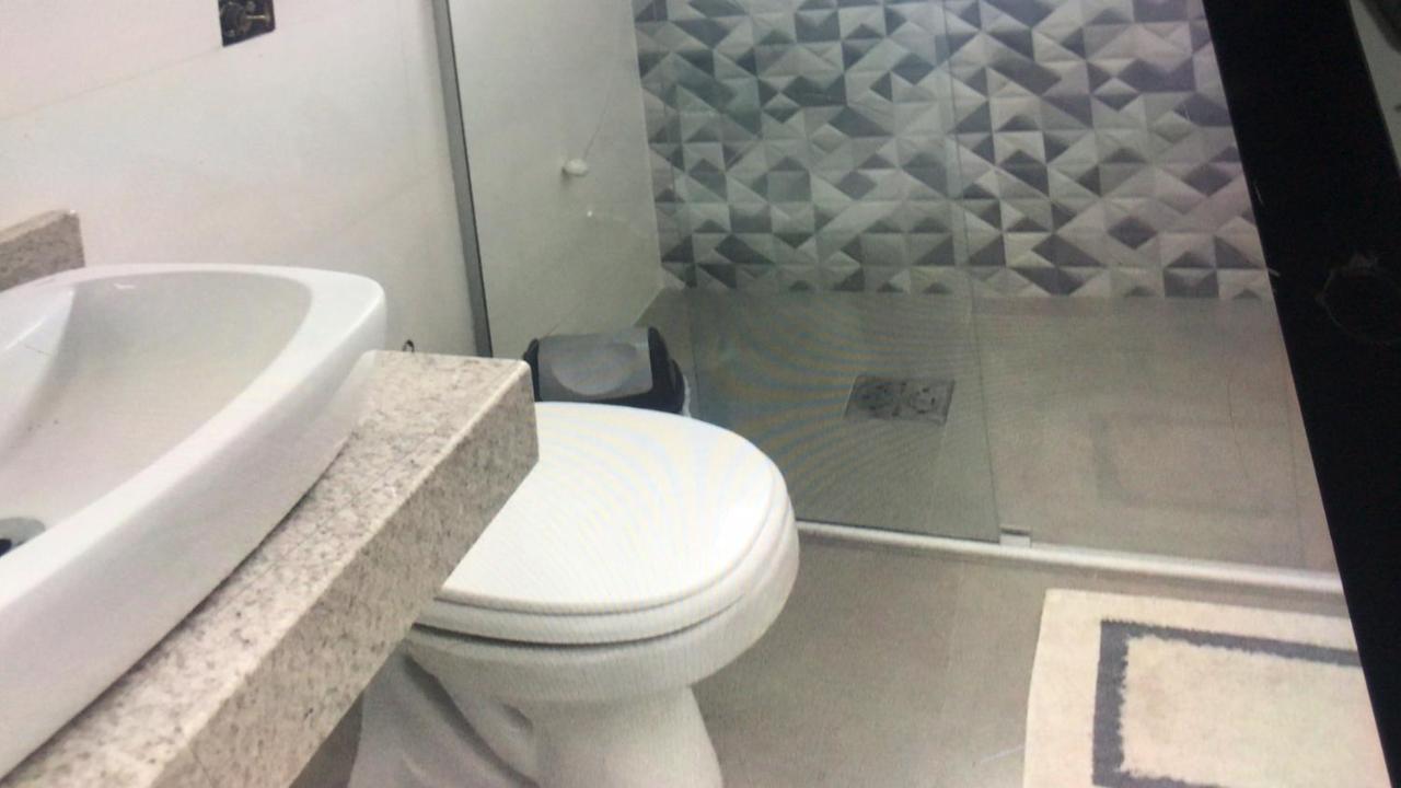Na Quadra Da Com Tres Quartos Em Sc. * Balneário Camboriú